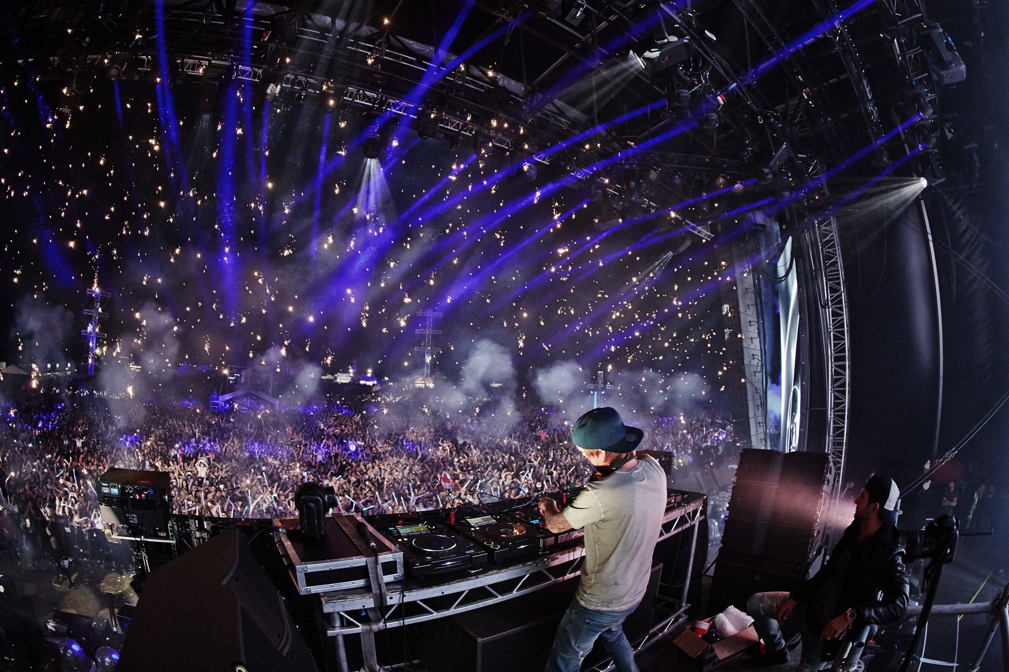 AVICII 20160126