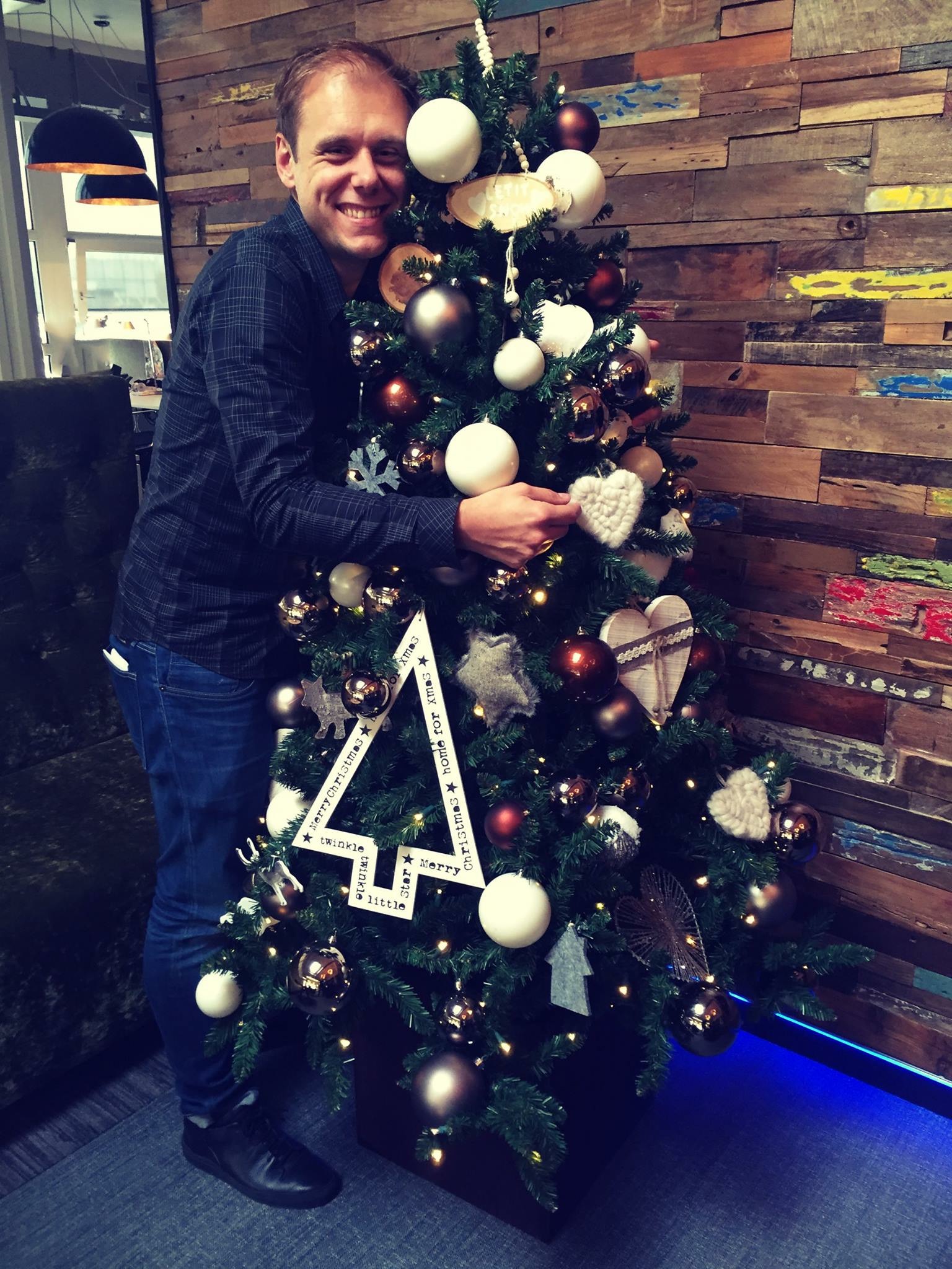 Armin van Buuren Merry Christmas