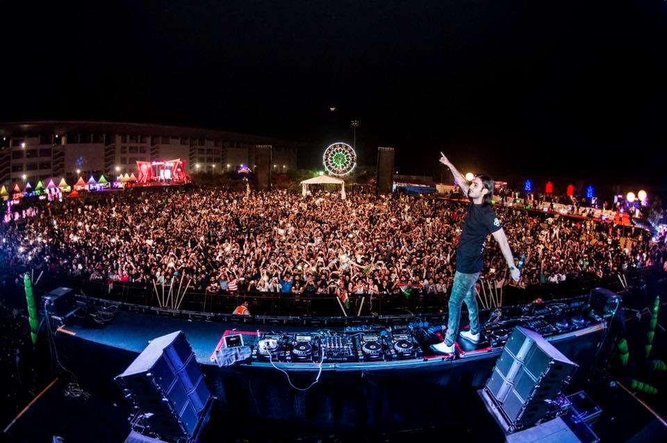 Edmアーティストも大流行マネキンチャレンジとは Tokyoedm Edmアーティストも大流行マネキンチャレンジとは Tokyoedm